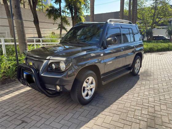 MITSUBISHI PAJERO TR4 2.0 4X4 16V 140CV FLEX 4P AUTOMÁTICO MITSUBISHI PAJERO TR4 2.0 4X4 16V 140CV FLEX 4P AUTOMÁTICO
